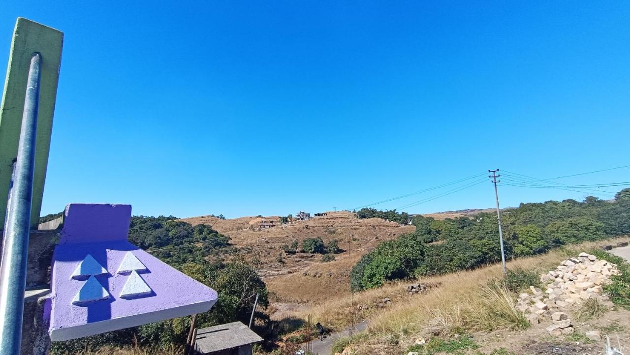 Pamilya Homestay Cherrapunji Eksteriør bilde